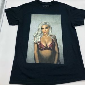 Kylie tee